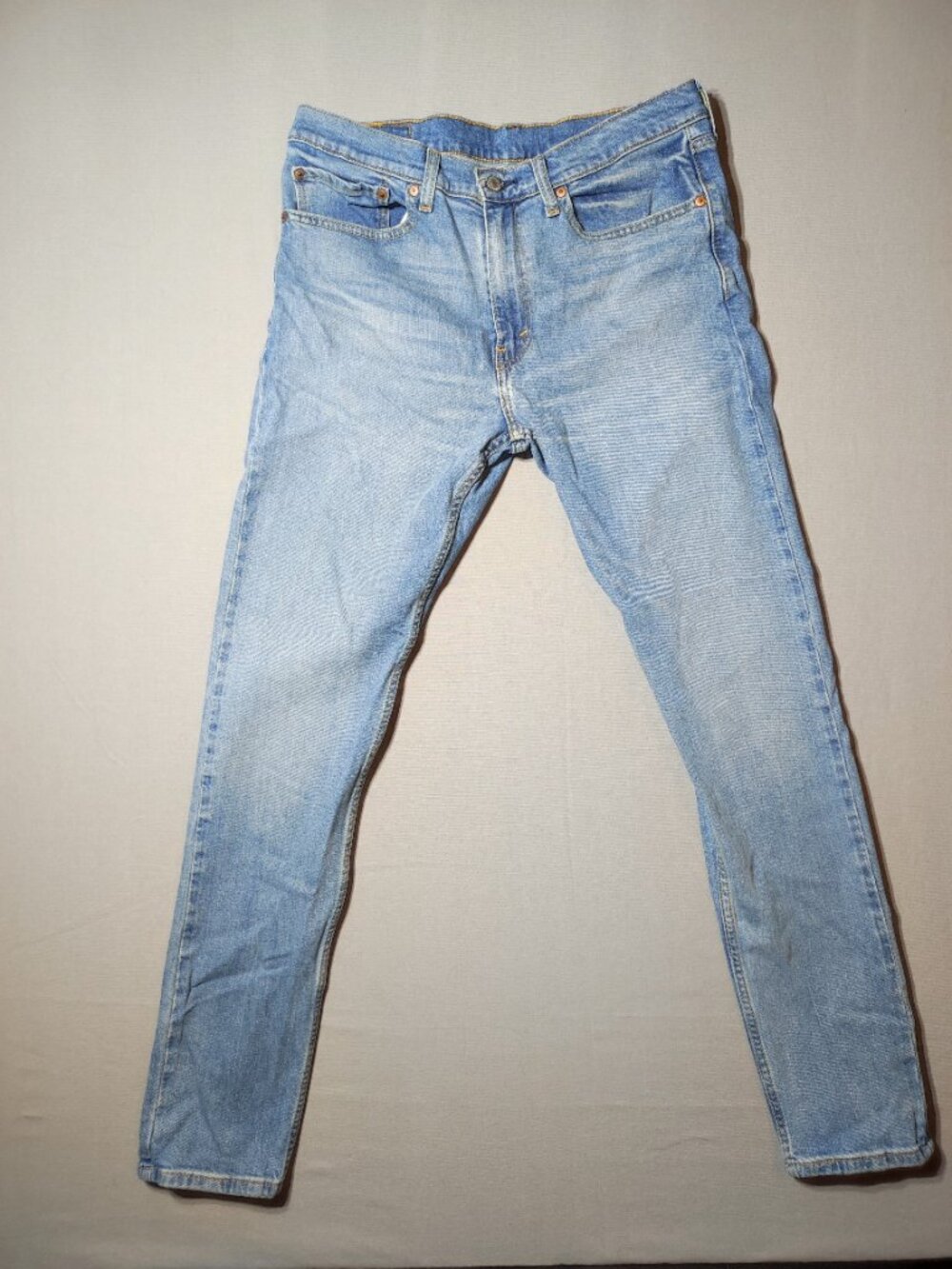 Levi's 512 jeans men's size W34 L34 hard washed denim blue colour slim taper